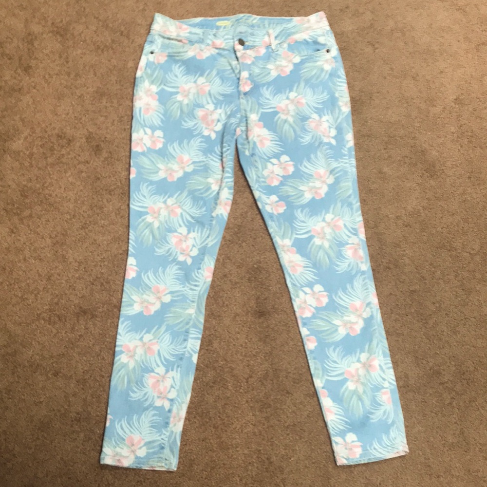 NWOT Old Navy Rock Star Skinny Jeans